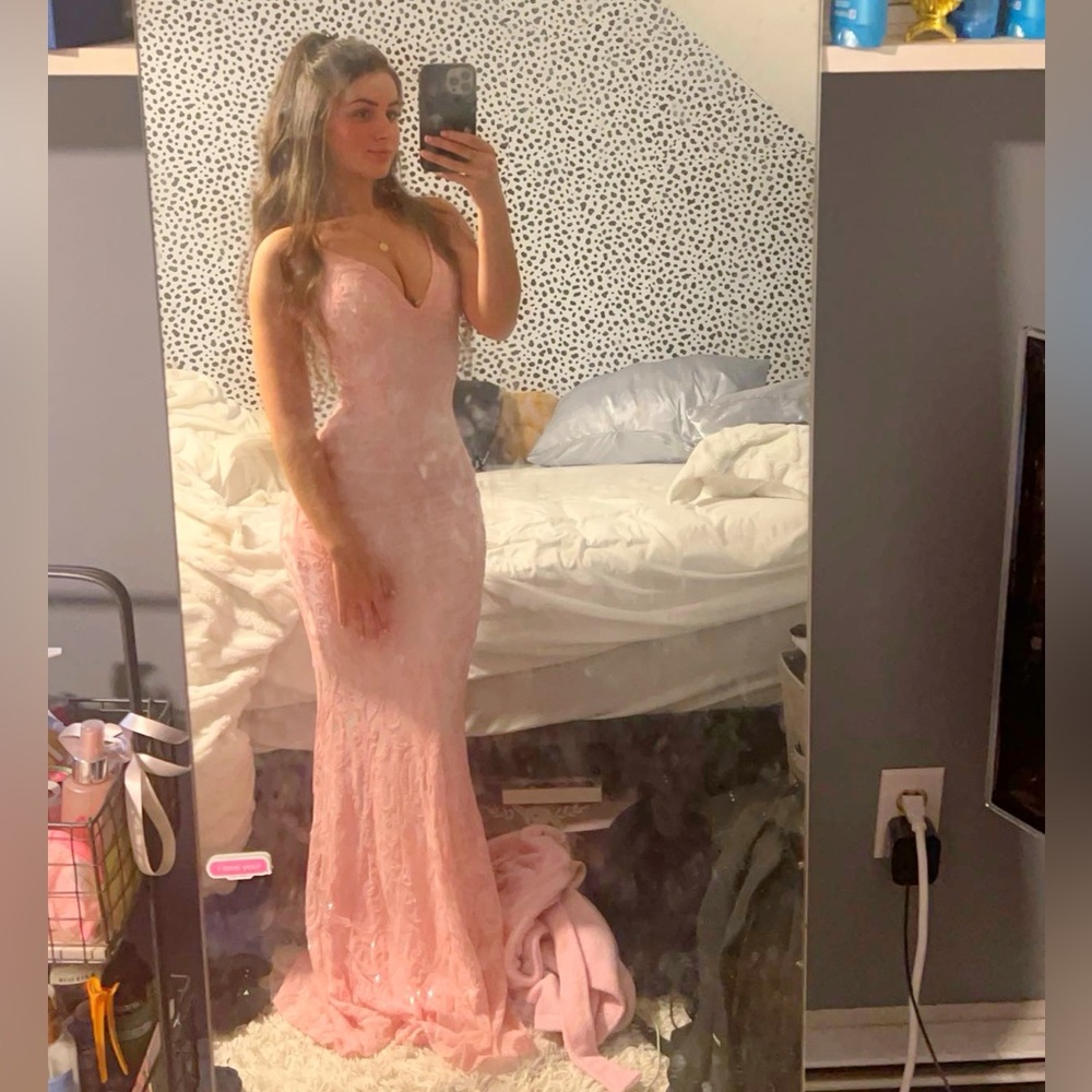 Elegant Pink Lace Evening Gown